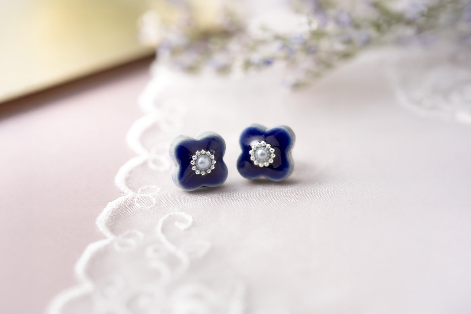 美濃焼 陶器 小花 パール イヤリング ピアス｜花色 ギフトボックス付き